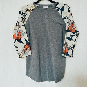 SOLD Woman’s Large - LuLaRoe Randy Tee - Rose - Grey